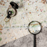 Что такое маппинг компетенций и как его использовать view-of-world-travel-map-with-compass-and-magnifying-glass (1)