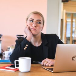 https://unsplash.com/photos/woman-in-black-long-sleeve-shirt-using-macbook-LDcC7aCWVlo?utm_content=creditShareLink&utm_medium=referral&utm_source=unsplash